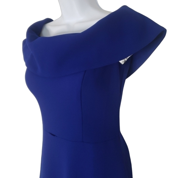 Betsy & Adam Off-the-Shoulder Scuba Mermaid Gown  Dress - Women's - Picture 7 of 13